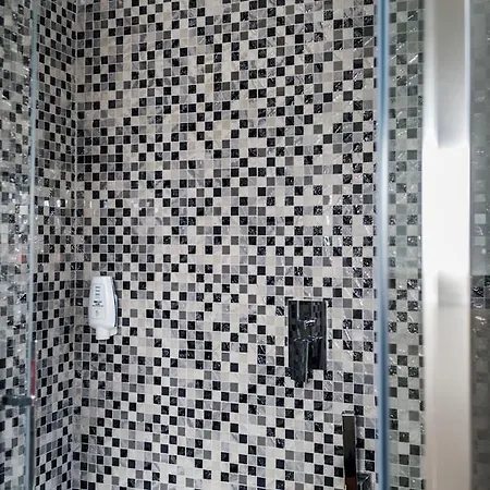 Mada Charm Jacuzzi Guest house *