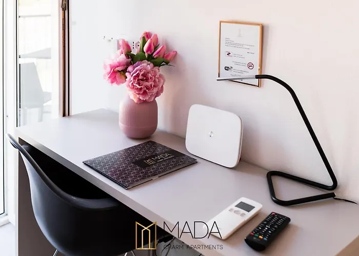 Mada Charm Jacuzzi 4* Βερνάτσα